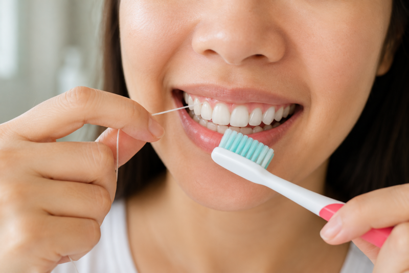 what healthy gums usually look like